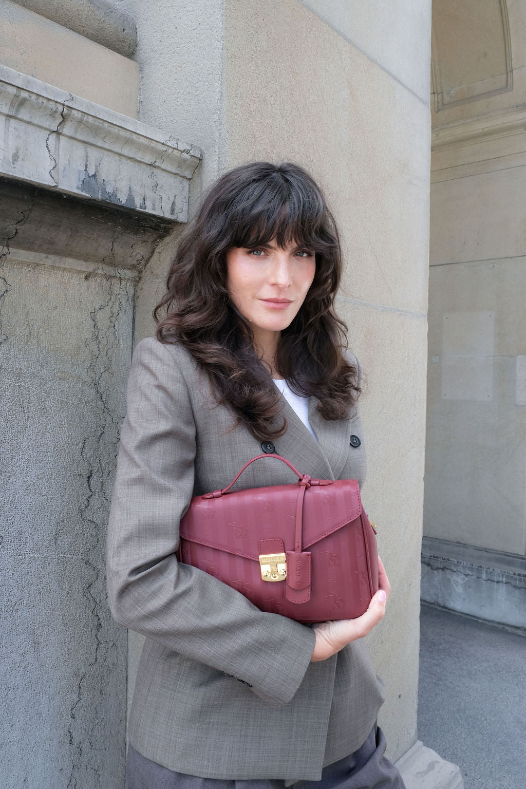 MARLY | Umhängetasche Mollerus antik rot/gold