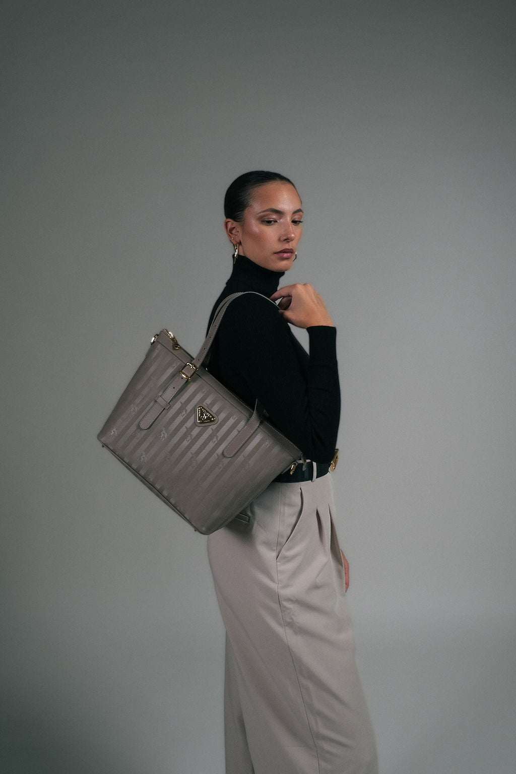 VALLON | Shopper taupe grau/gold - FRONTAL