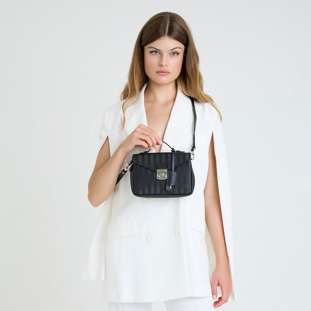 MEYRIN | Shoulder bag Mollerus classic black/silver