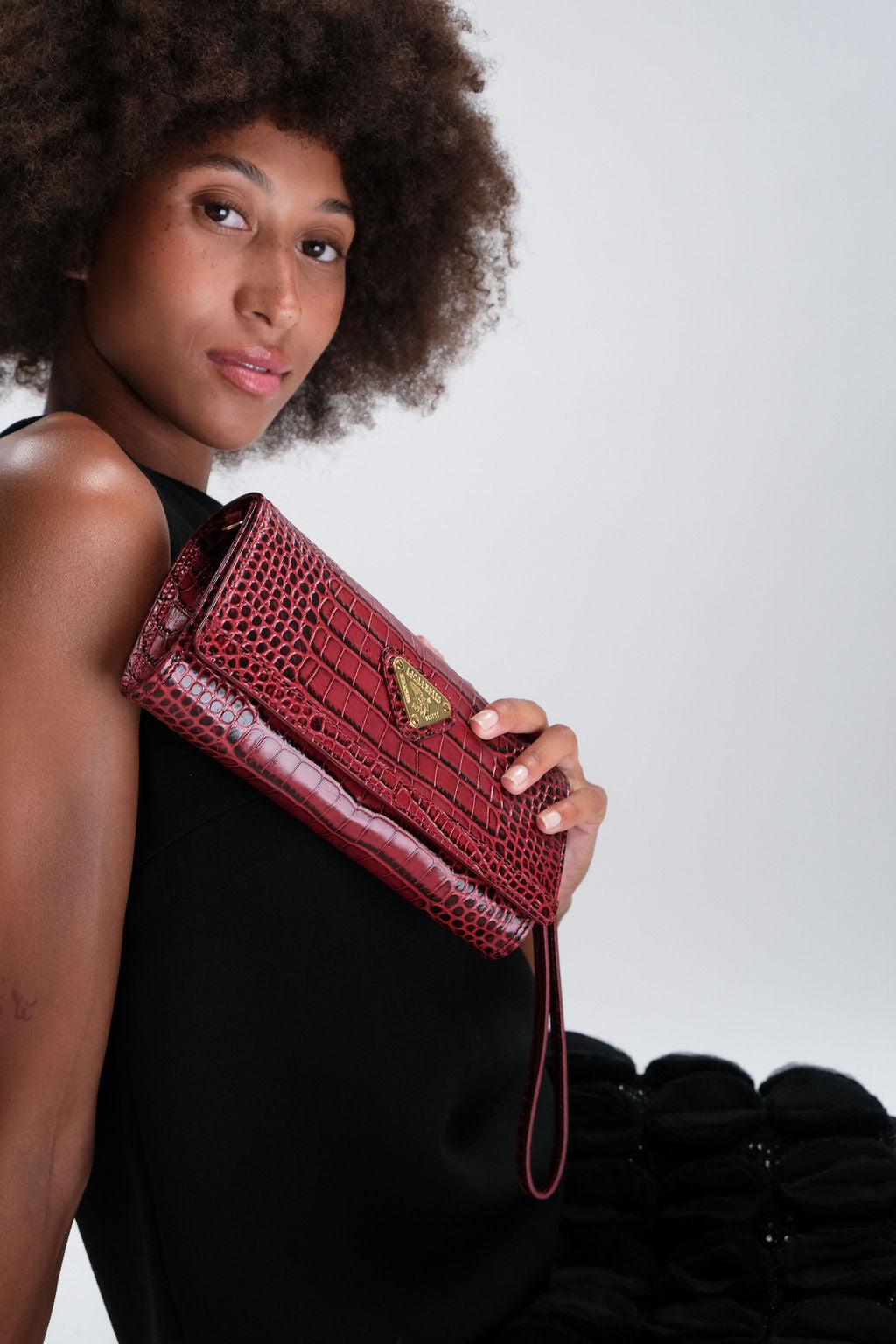 FRESENS | Clutch Croco antique rot/gold - frontal